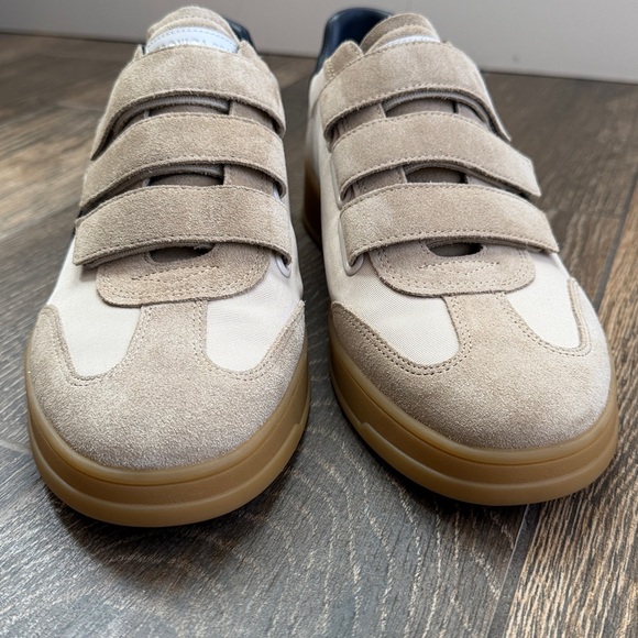 Veronica Beard Women’s Reagan Sand/Eclipse Sneaker—10 - Picture 9 of 15